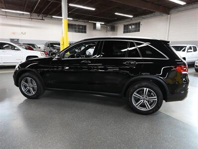 2021 Mercedes-Benz GLC 300 4MATIC   - Photo 15 - Addison, IL 60101