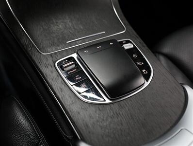 2021 Mercedes-Benz GLC 300 4MATIC   - Photo 34 - Addison, IL 60101