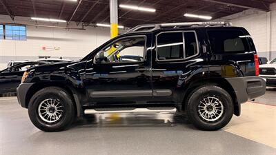 2014 Nissan Xterra PRO-4X 4x4   - Photo 2 - Addison, IL 60101