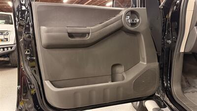 2014 Nissan Xterra PRO-4X 4x4   - Photo 33 - Addison, IL 60101