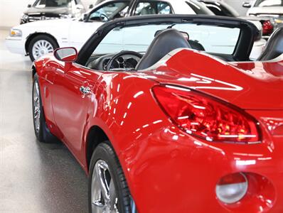 2008 Pontiac Solstice GXP   - Photo 16 - Addison, IL 60101