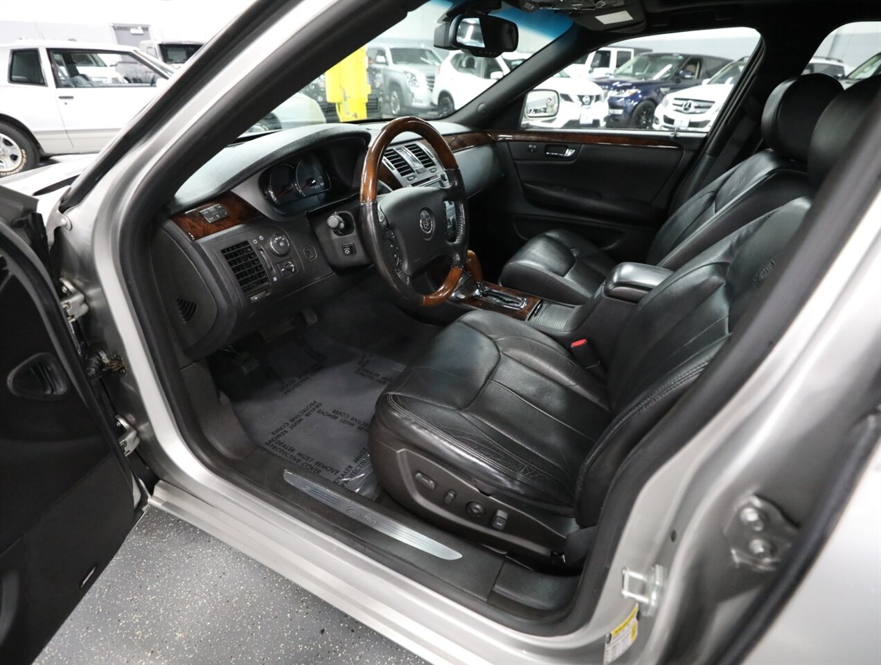 2007 Cadillac DTS Performance - Photo 28 - Addison, IL 60101