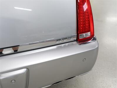 2007 Cadillac DTS Performance - Photo 11 - Addison, IL 60101