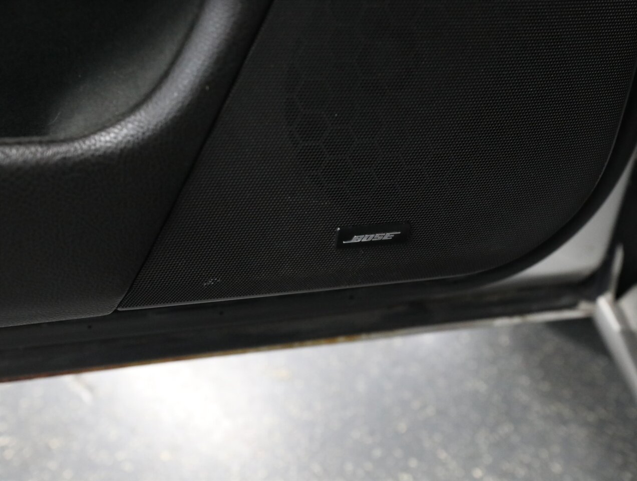 2007 Cadillac DTS Performance - Photo 27 - Addison, IL 60101