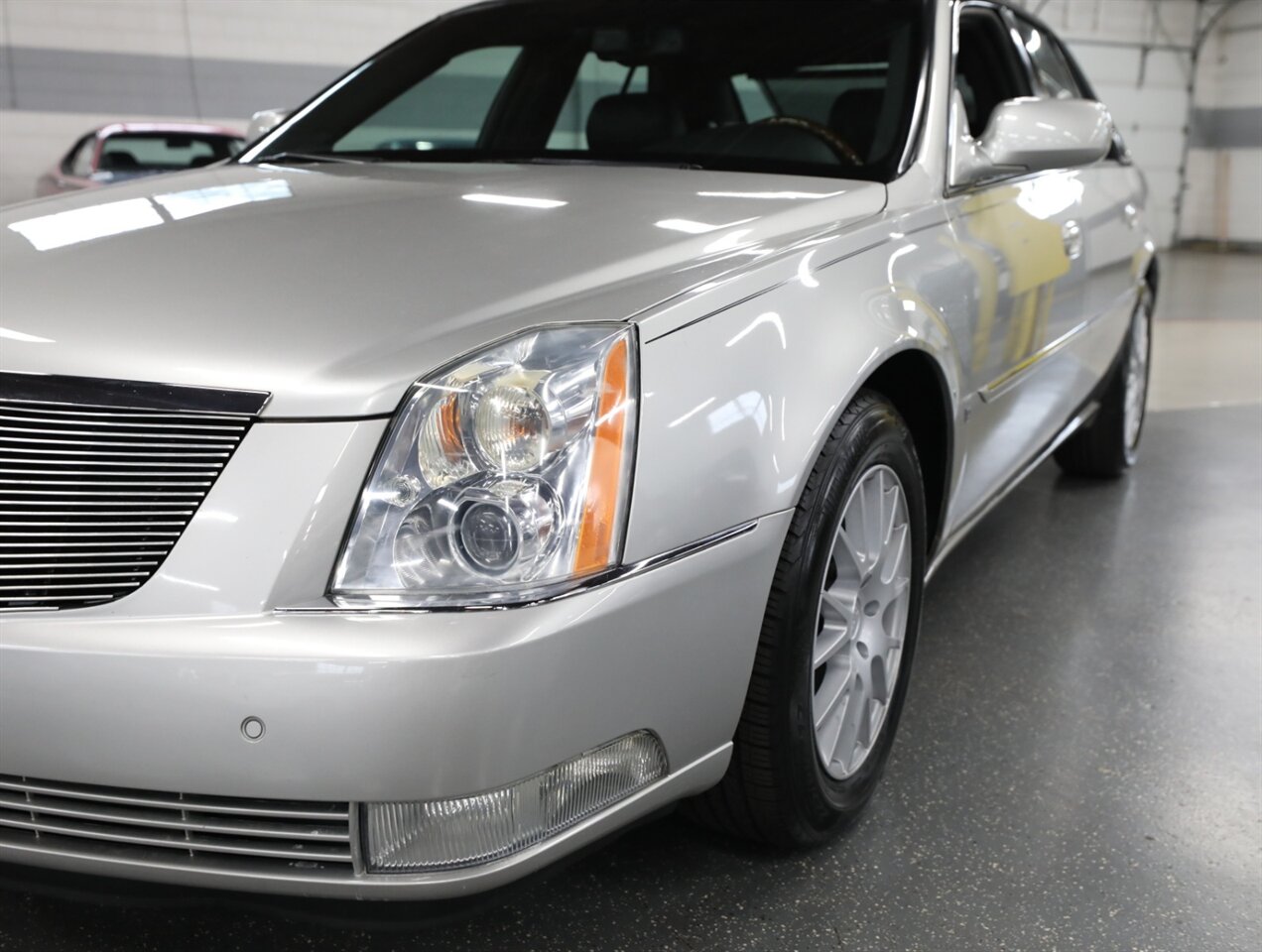 2007 Cadillac DTS Performance - Photo 5 - Addison, IL 60101