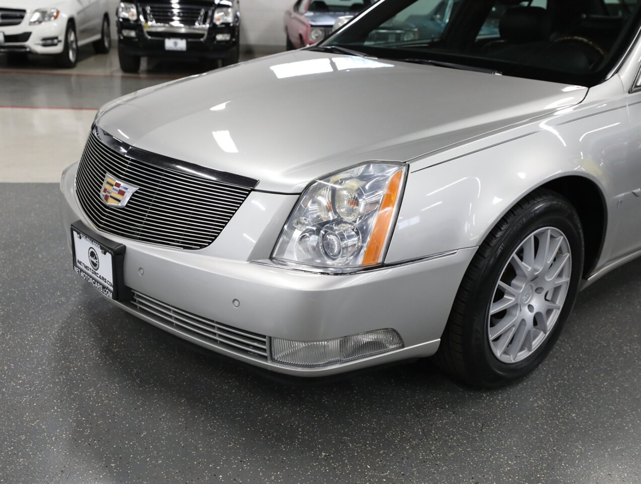 2007 Cadillac DTS Performance - Photo 3 - Addison, IL 60101