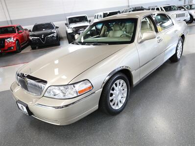 2007 Lincoln Town Car Signature   - Photo 4 - Addison, IL 60101