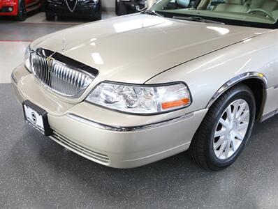 2007 Lincoln Town Car Signature   - Photo 3 - Addison, IL 60101