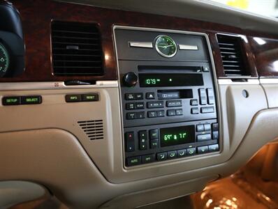 2007 Lincoln Town Car Signature   - Photo 30 - Addison, IL 60101