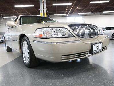 2007 Lincoln Town Car Signature   - Photo 44 - Addison, IL 60101