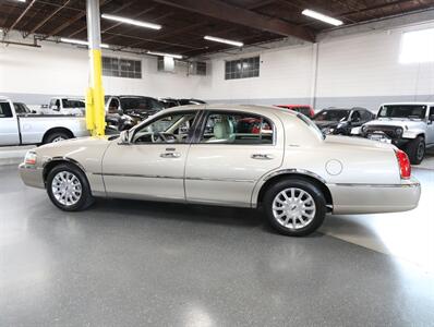 2007 Lincoln Town Car Signature   - Photo 15 - Addison, IL 60101