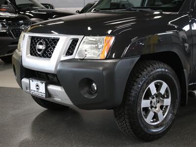 2012 Nissan Xterra PRO-4X 4X4   - Photo 3 - Addison, IL 60101