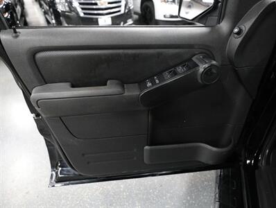 2009 Ford Explorer Sport Trac Limited   - Photo 31 - Addison, IL 60101