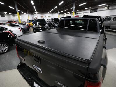 2009 Ford Explorer Sport Trac Limited   - Photo 14 - Addison, IL 60101