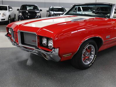 1972 Oldsmobile 442 Convertible   - Photo 3 - Addison, IL 60101