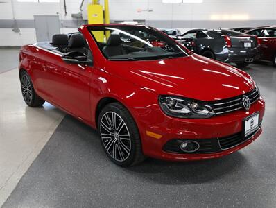 2013 Volkswagen Eos Sport   - Photo 8 - Addison, IL 60101