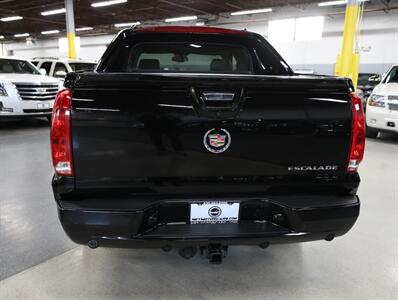 2013 Cadillac Escalade EXT Premium   - Photo 11 - Addison, IL 60101