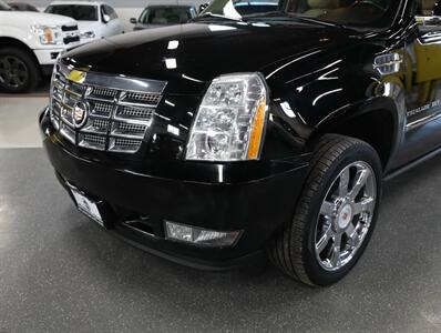 2013 Cadillac Escalade EXT Premium   - Photo 3 - Addison, IL 60101