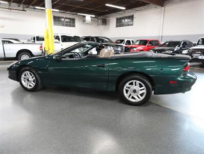 1995 Chevrolet Camaro Z28   - Photo 18 - Addison, IL 60101