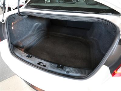 2016 Ford Taurus SHO AWD - Photo 25 - Addison, IL 60101