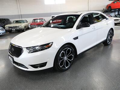 2016 Ford Taurus SHO AWD - Photo 4 - Addison, IL 60101