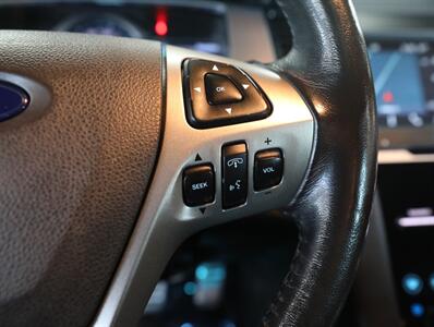 2016 Ford Taurus SHO AWD - Photo 42 - Addison, IL 60101