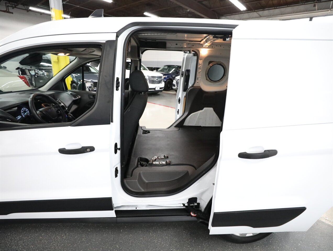 2019 Ford Transit Connect XL - Photo 25 - Addison, IL 60101