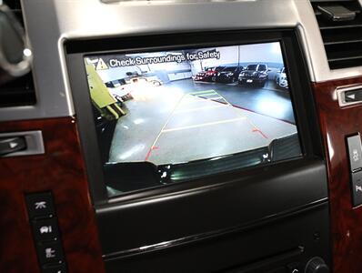 2012 Cadillac Escalade EXT Premium   - Photo 39 - Addison, IL 60101