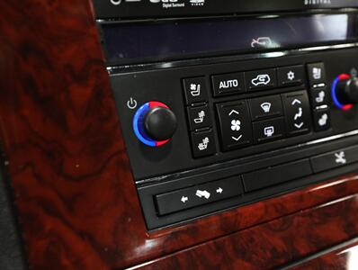 2012 Cadillac Escalade EXT Premium   - Photo 37 - Addison, IL 60101