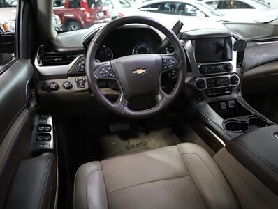 2017 Chevrolet Suburban LT 4WD   - Photo 31 - Addison, IL 60101