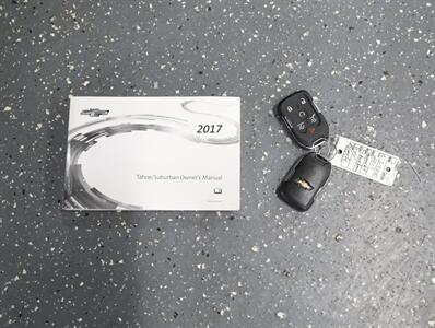 2017 Chevrolet Suburban LT 4WD   - Photo 56 - Addison, IL 60101