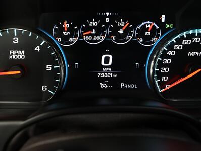 2017 Chevrolet Suburban LT 4WD   - Photo 47 - Addison, IL 60101