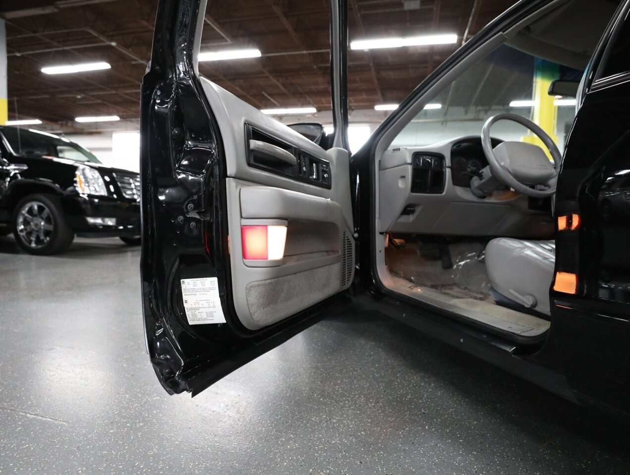 1996 Chevrolet Impala SS - Photo 44 - Addison, IL 60101