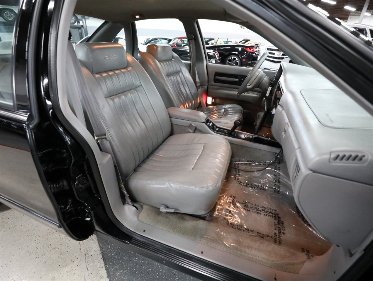 1996 Chevrolet Impala SS - Photo 31 - Addison, IL 60101