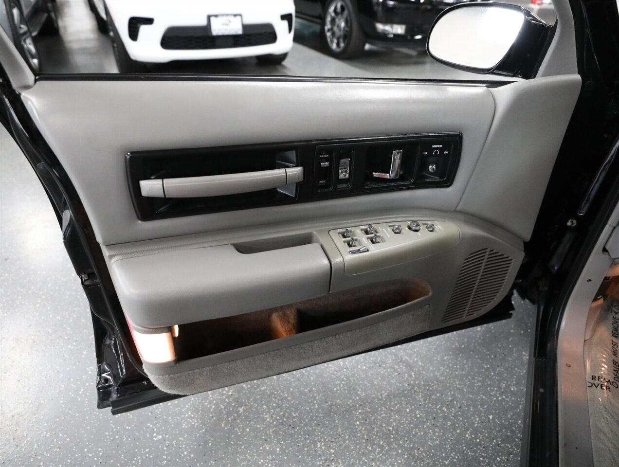 1996 Chevrolet Impala SS - Photo 42 - Addison, IL 60101