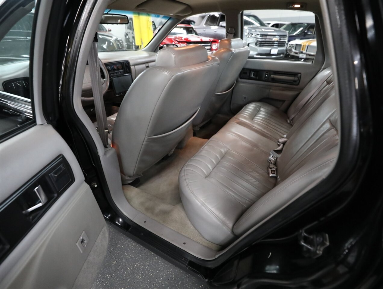 1996 Chevrolet Impala SS - Photo 39 - Addison, IL 60101
