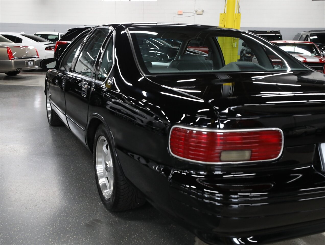 1996 Chevrolet Impala SS - Photo 22 - Addison, IL 60101