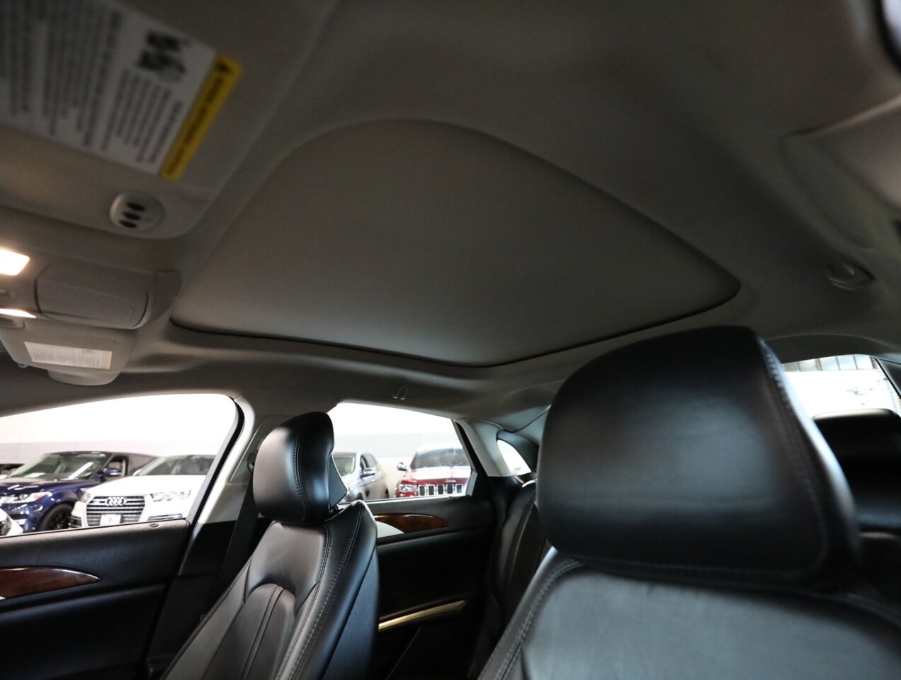 2016 Lincoln MKZ AWD - Photo 31 - Addison, IL 60101