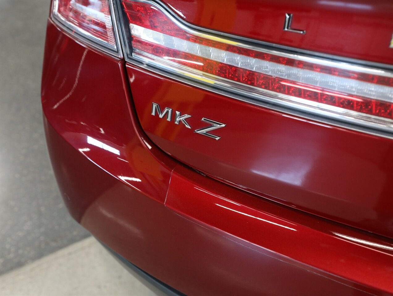 2016 Lincoln MKZ AWD - Photo 12 - Addison, IL 60101