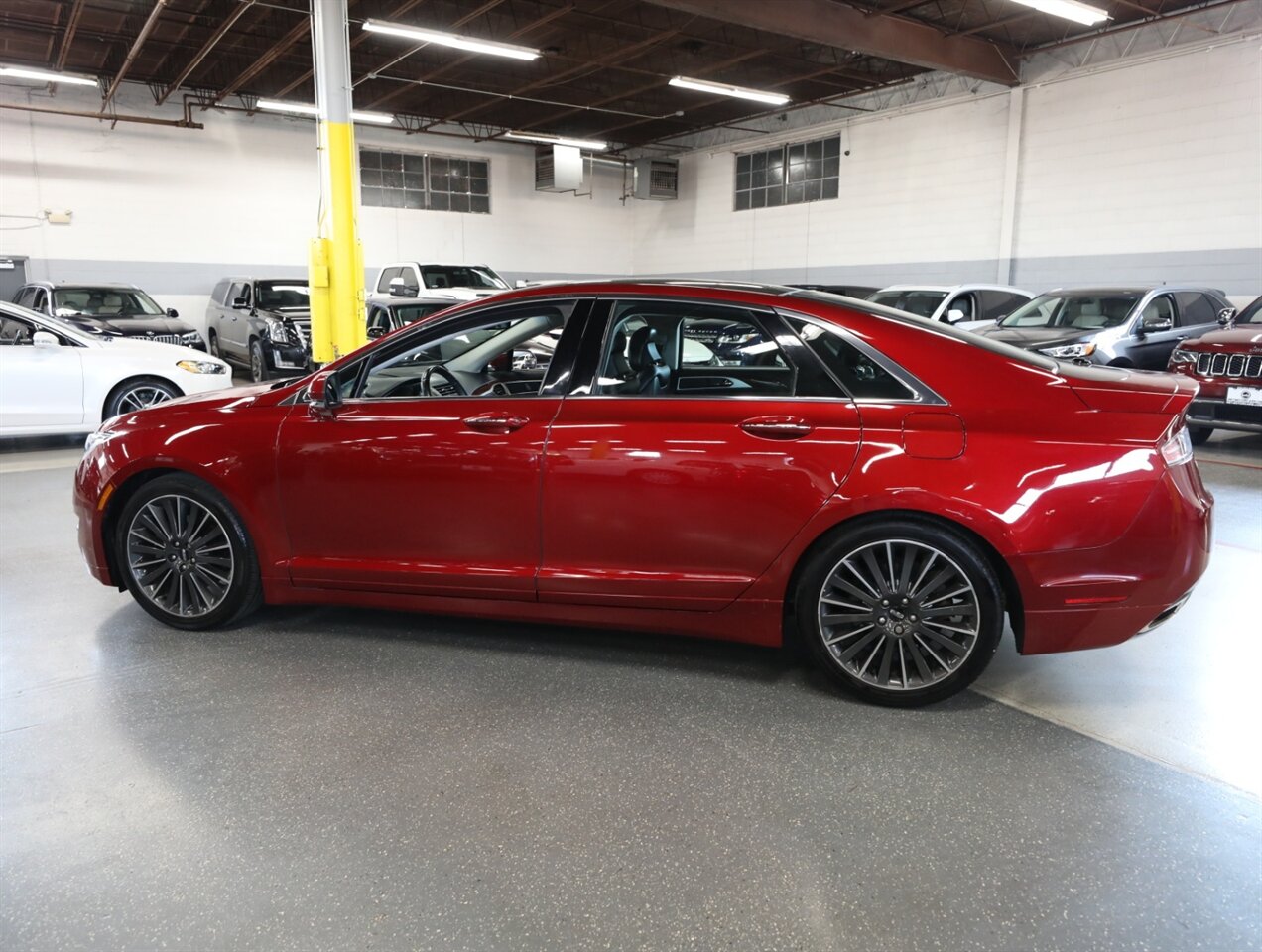 2016 Lincoln MKZ AWD - Photo 16 - Addison, IL 60101