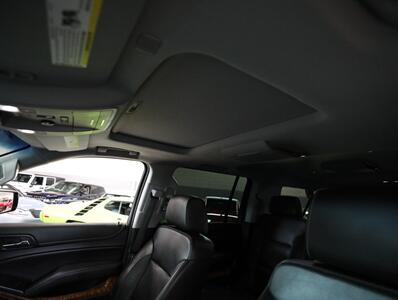 2018 Chevrolet Suburban Premier 4WD   - Photo 38 - Addison, IL 60101