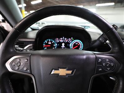 2018 Chevrolet Suburban Premier 4WD   - Photo 47 - Addison, IL 60101