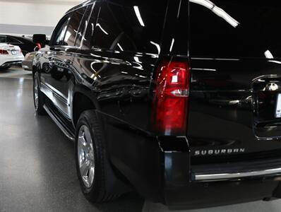 2018 Chevrolet Suburban Premier 4WD   - Photo 14 - Addison, IL 60101