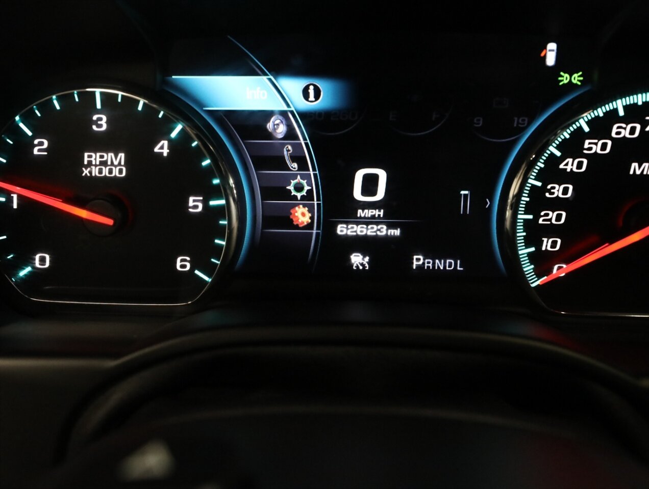 2018 Chevrolet Suburban Premier 4WD - Photo 49 - Addison, IL 60101