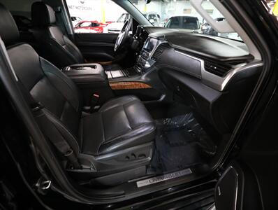 2018 Chevrolet Suburban Premier 4WD   - Photo 17 - Addison, IL 60101