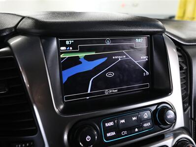 2018 Chevrolet Suburban Premier 4WD   - Photo 43 - Addison, IL 60101