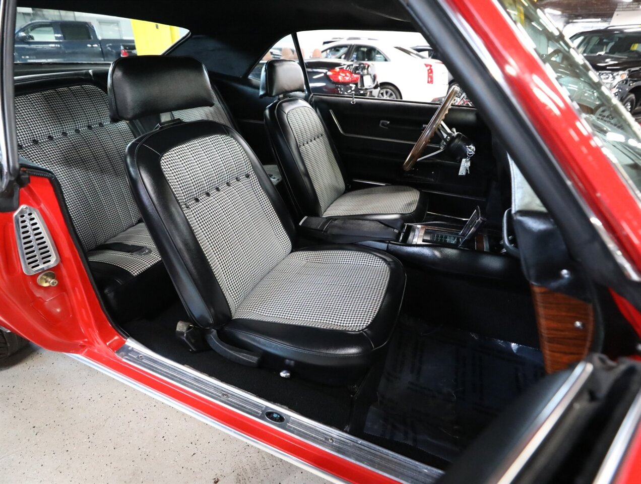 1969 Chevrolet Camaro SS Tribute - Photo 33 - Addison, IL 60101