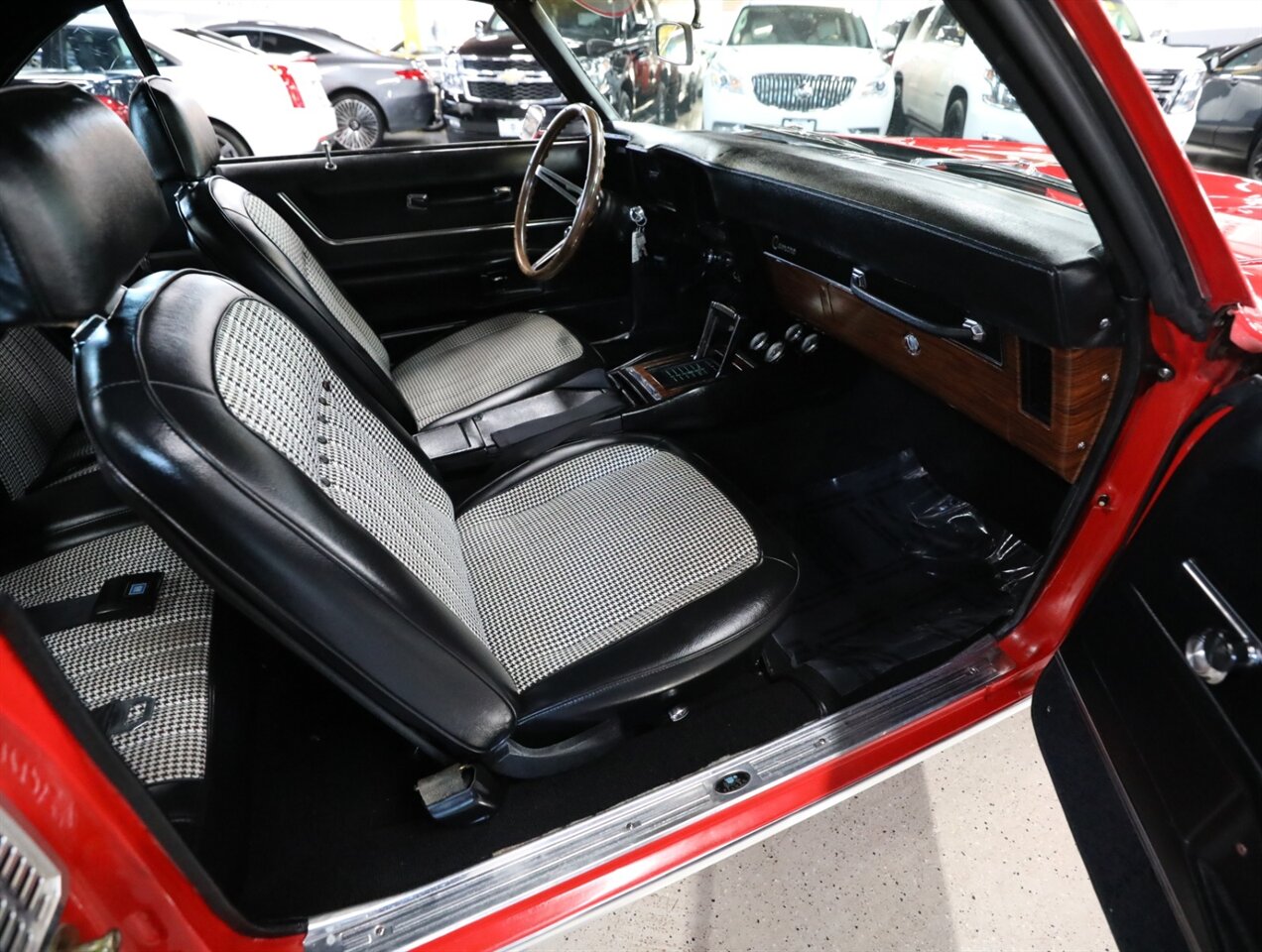 1969 Chevrolet Camaro SS Tribute - Photo 32 - Addison, IL 60101