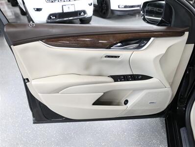 2015 Cadillac XTS Luxury AWD   - Photo 27 - Addison, IL 60101