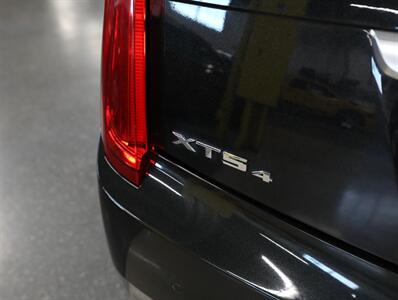 2015 Cadillac XTS Luxury AWD   - Photo 11 - Addison, IL 60101